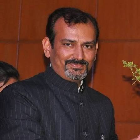 Prof Dr Aditya Tomar